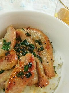 水晶どりのねぎ塩だれ