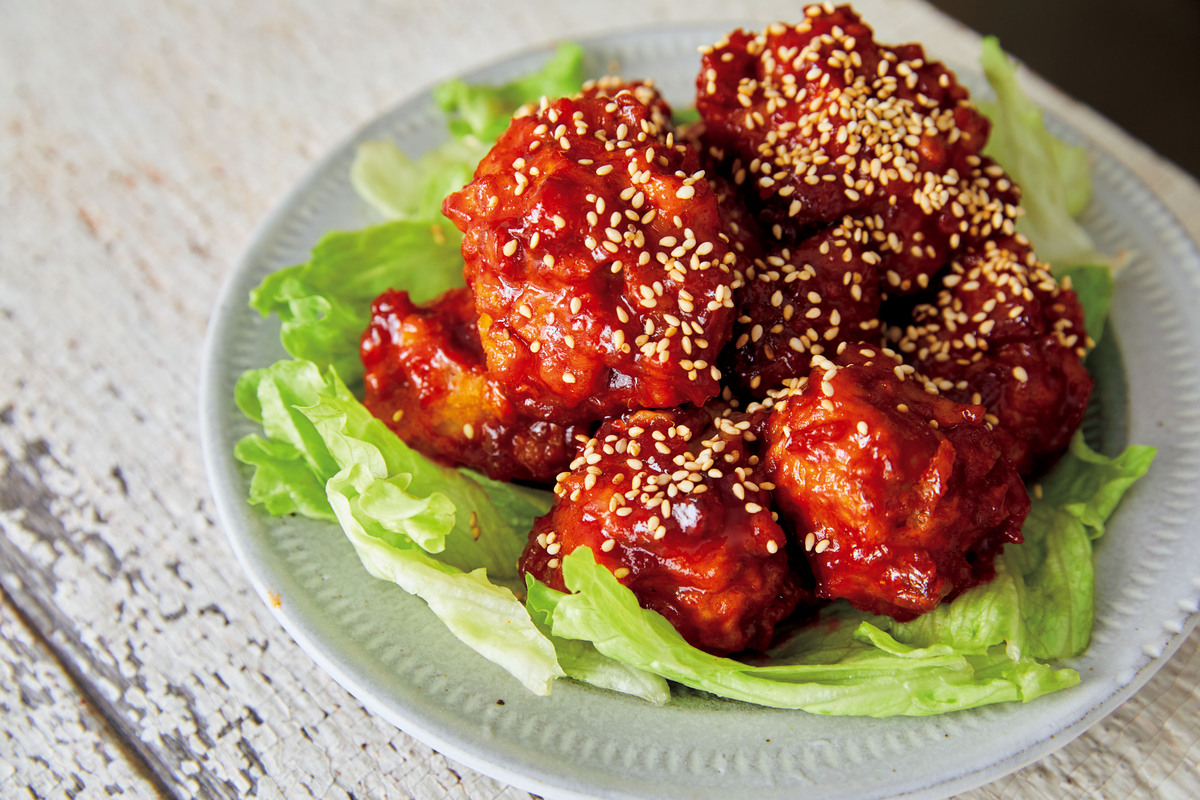 ヤンニョムチキン 画像 - Freepikで無料ダウンロード