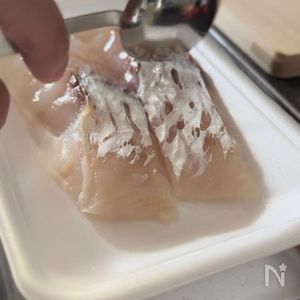 鮭と舞茸のホイル焼き 令和6年11月号- 松原市