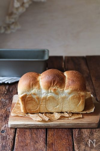 ミニ食パン」を焼くには、パウンド型がちょうどいい。ブリキのパウンド型があったならオレンジページnet