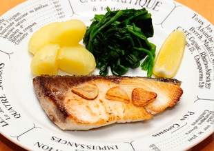 ぶりのバターガーリックソテー レシピらでぃっしゅレシピ