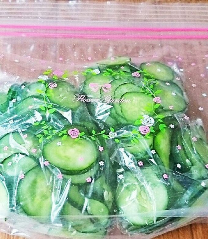 きゅうりは「丸ごと冷凍庫で保存が正解！？」多くの人が知らないきゅうりの保存法と活用法 ぱるとよ- エキスパート - Yahoo!ニュース