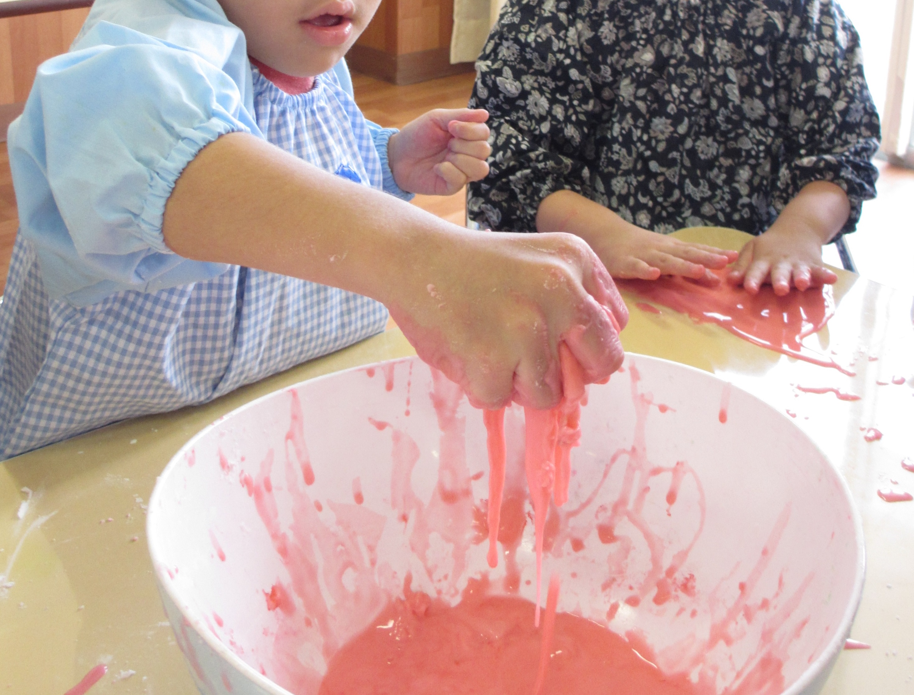 片栗粉スライムとダイラタンシーGelate ジェレイト