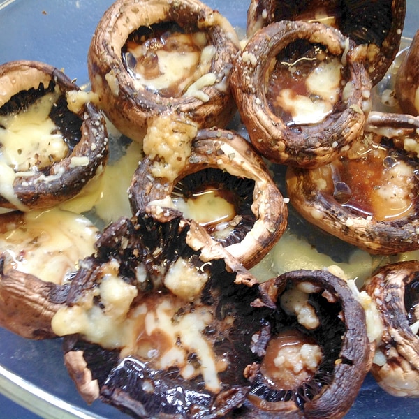 特大サイズ！ ジャンボマッシュルームのステーキ