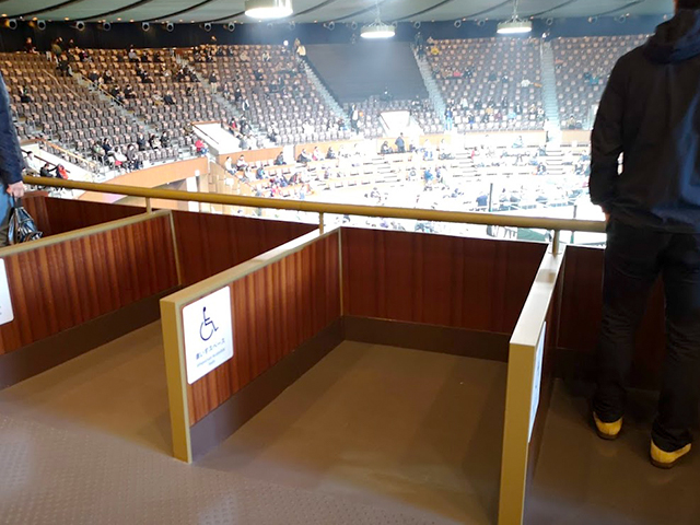 代々木競技場内の売店』by P-Chan : VORTEX SPORTS CAFEヴォルテックススポーツカフェ - 渋谷 カフェ食べログ