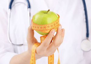 りんご酢ダイエットは効果がある？正しい飲み方とダイエットレシピを紹介ULTORA ウルトラ 公式ダイエットプロテインオンラインストア