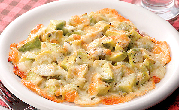 アボカドとスライスチーズのおつまみ レシピ・作り方 by ごんもも０１０１０１ - 楽天レシピ