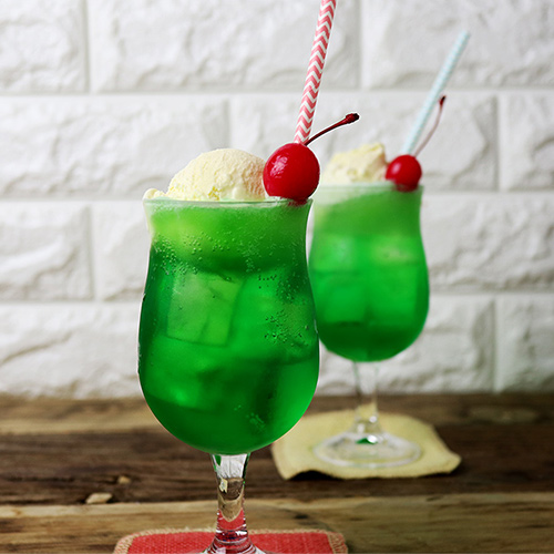 クリームソーダ風ゼリ