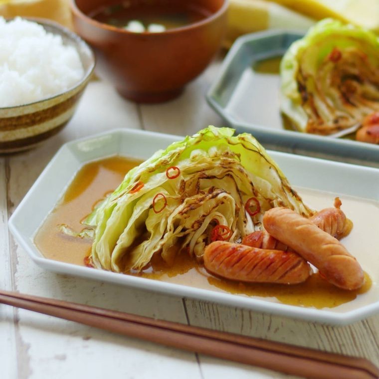 春キャベツの芯とちくわのピリ辛炒め煮