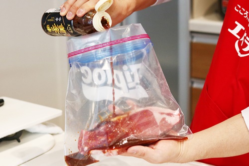 安いステーキ肉が劇的においしくなる方法を、プロに教えてもらってきたマイナビニュース