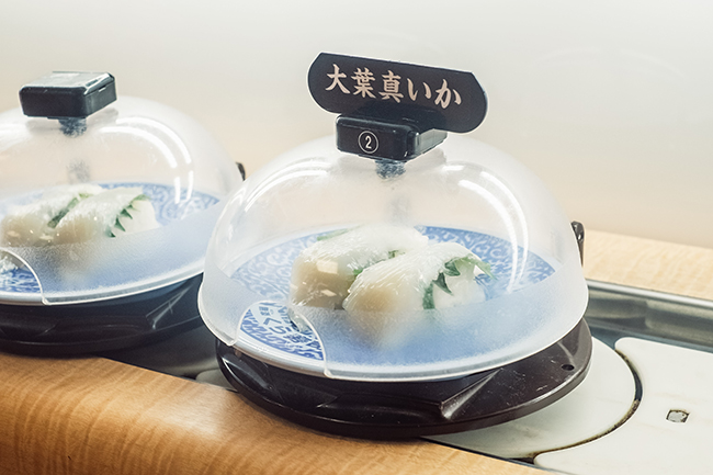 くら寿司初心者講座レーンのお寿司の取り方How to Take Sushi from the Conveyor Belt at Kura Sushi