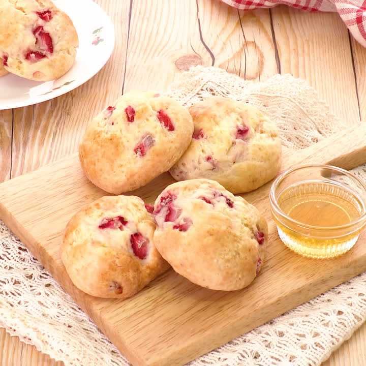 スコーンとは？イギリス式とアメリカ式の違いもご紹介デリッシュキッチン