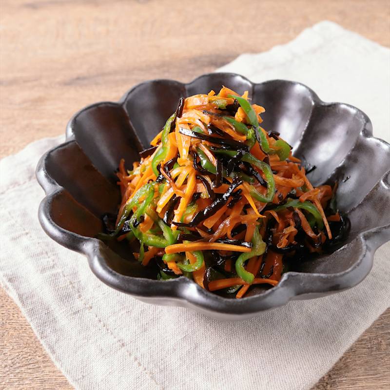 すき昆布とピーマン ごぼうとにんじんのきんぴら