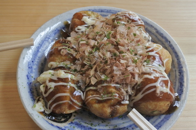 伊勢神宮内宮前の「おかげ横丁」は食べ歩きがオススメ！57歳、フリーターしてます