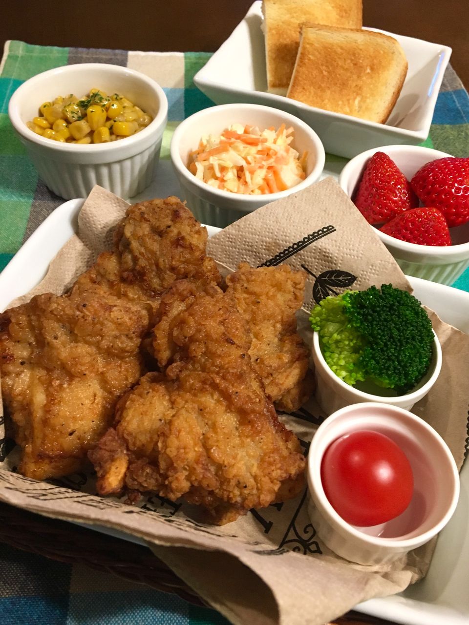 ケンタッキー 宅配メニュー 2020最新版 店舗・料金・いくらから配達してくれる？おうちで外食