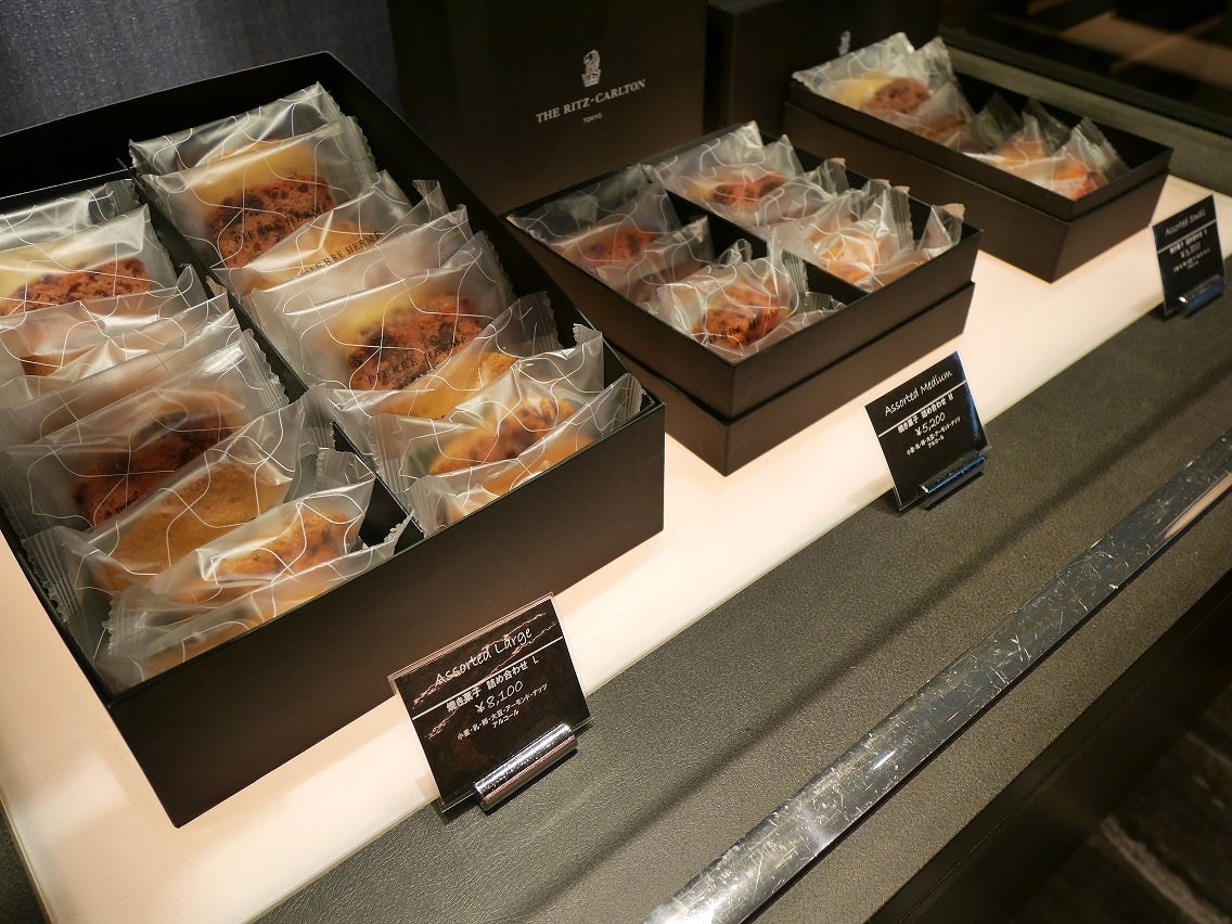 六本木で買えるおすすめのお土産はコレ！人気のお菓子6選OMILOG