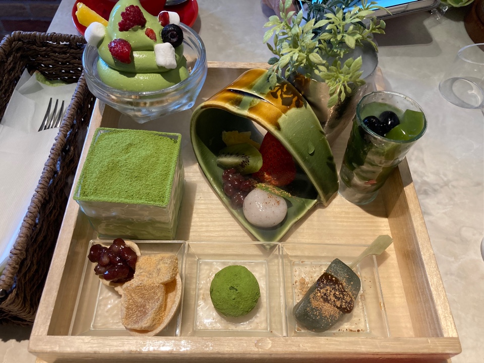 期間限定！苺玉手箱スイーツ 新発売焼き窯抹茶 スイーツ茶筅