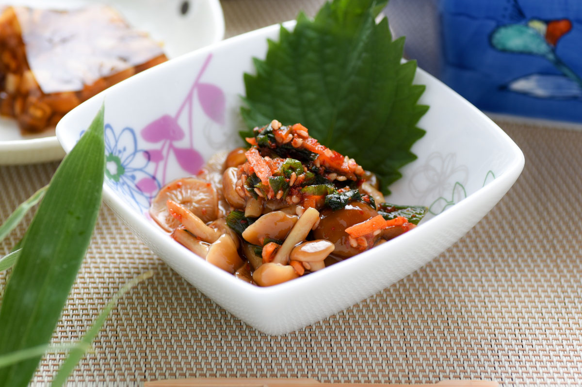 おつまみにぴったり！なめこおろし