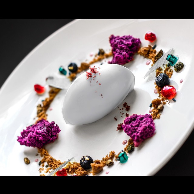 プレート セラミックプレート 皿 餃子ボウル 寿司プレート ソース皿付き キッチン食器 ディナープレート デザート フルーツ 寿司プ 平ボウル27cm 有田焼プレート お皿 皿 洋食器 おしゃれ 食器 大皿 ディナープレート ワンプレート 盛り皿 パスタ皿 主菜皿 デザート皿