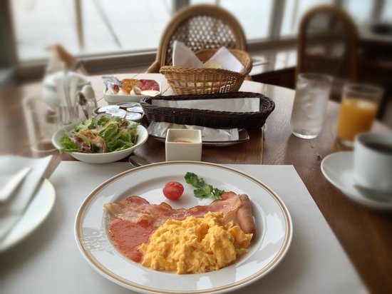 アメリカンブレックファストの写真Unsplashで無料写真をダウンロードする