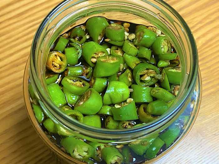 基本からアレンジまで！思わずつくりたくなる「青とうがらし オイル漬け」のレシピ集クックパッド