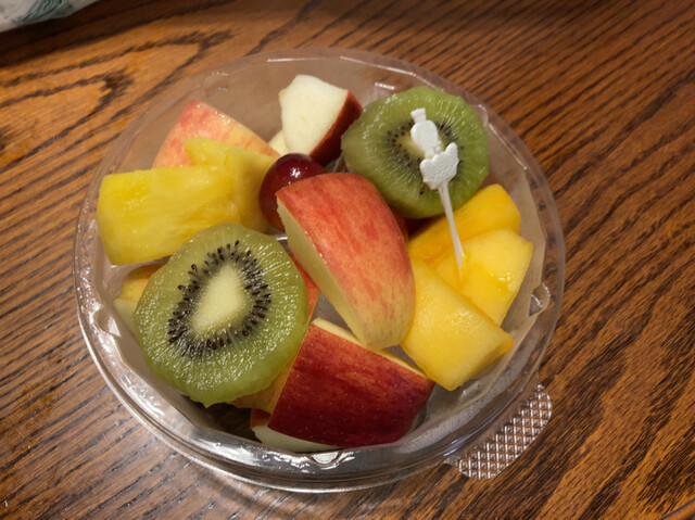 カットフルーツの添加物が気になる？それならコンビニではなく、スーパーで買ってください！高級フルーツギフト・肥後庵の喜ばれる贈り物ブログ