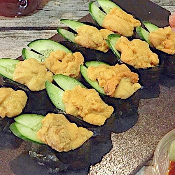 ウニの軍艦巻き：イラスト無料