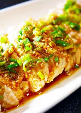 鶏むね肉をレンジで4分。手間なし「よだれ鶏」は、どうしてよだれが出るほどおいしいの？ - メシ通ホットペッパーグルメ