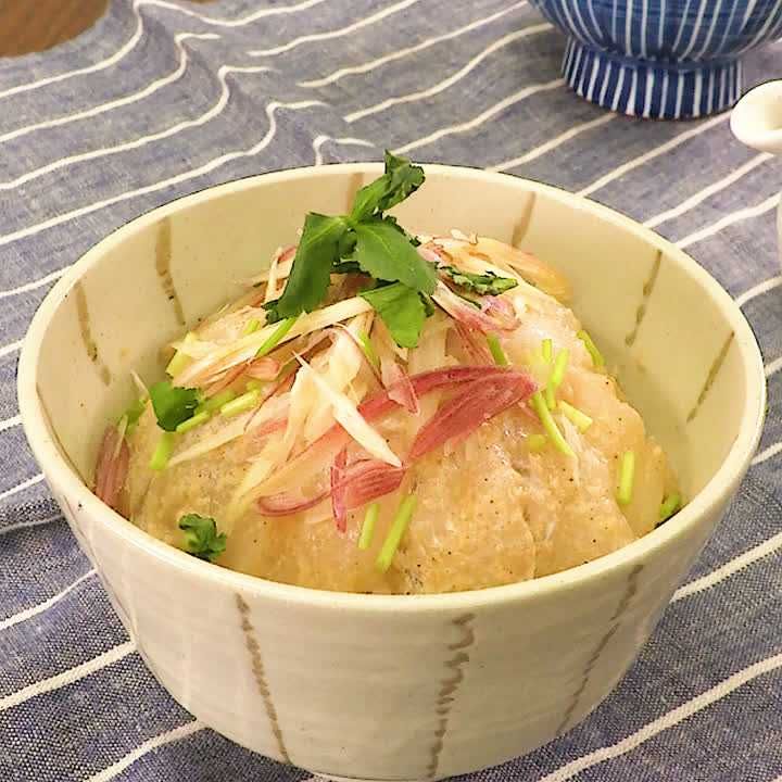 漬けるだけで簡単♪ ヒラメの漬け丼