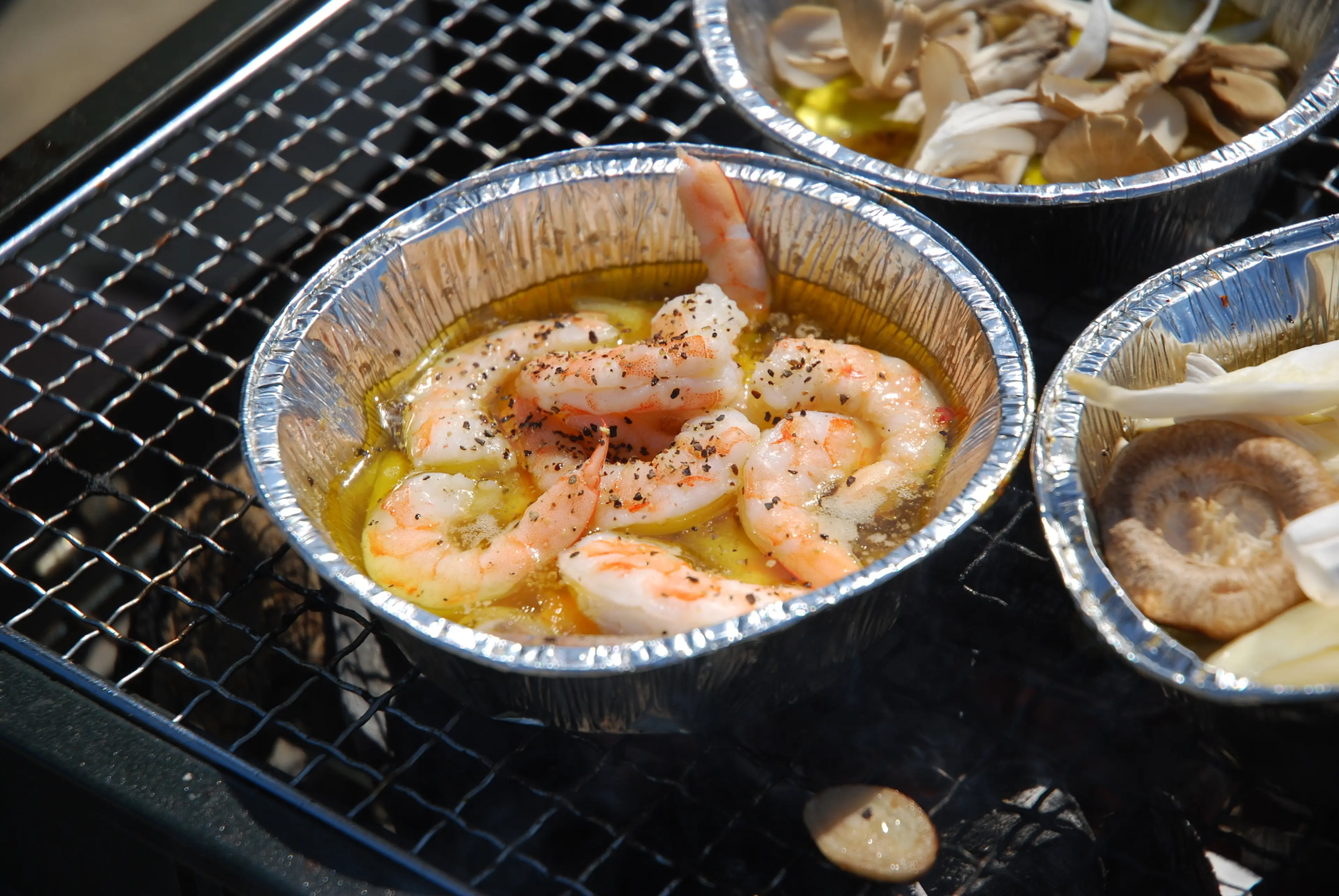 包んで焼くだけで美味しくできる！簡単アルミホイル料理のレシピ7品HondaキャンプHonda公式サイト