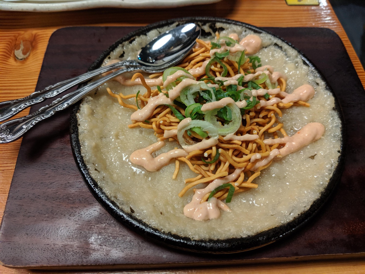 鳥貴族で一人飲み夕ご飯🍺🍚😅メガ金麦、メガレモンサワー2杯、もも貴族焼、むね貴族焼、牛串焼、山芋鉄板焼き、トリキの唐揚げ、温玉ごはんセット🍚😂鳥貴族 一人飲み、夕ご飯