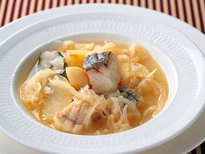 おうちで本格！『ブイヤベース』のレシピ・作り方 調理室池田直伝調理室池田 店のテーブル 家のテーブルオレンジページnet