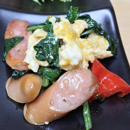 パパッと作れるおかず 卵とウインナーのコンソメ炒め レシピ・作り方Tasty