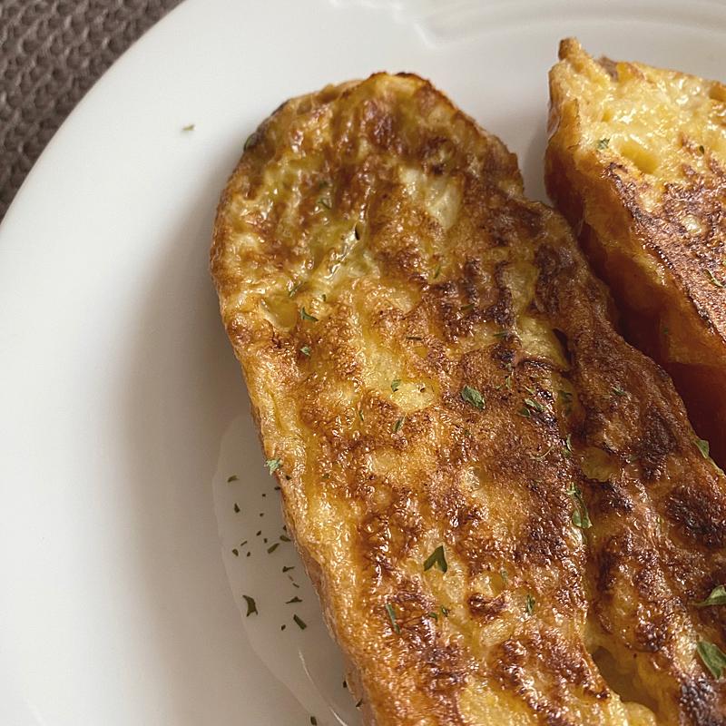 アーモンドミルクで作る♡厚切りバゲットのフレンチトースト