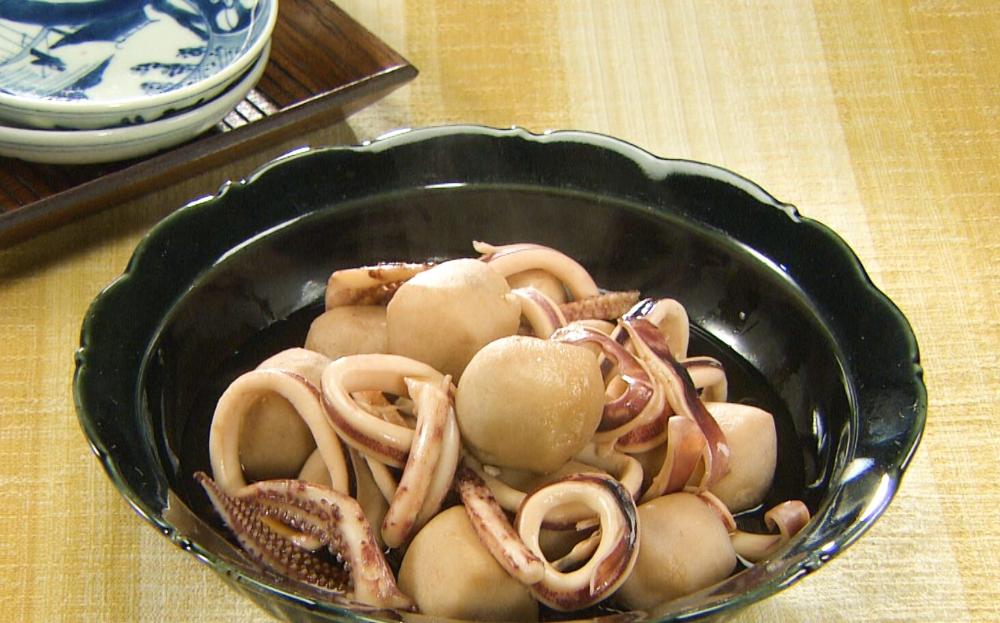 ガッテンの冷凍里芋の煮物のレシピ 超簡単！レンジ加熱するだけ めんつゆだけで出来る- YouTube