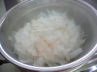 謹賀新年！！ 賑やかな食卓 仙台雑煮 : 食のスペシャリストが創る・レシピ