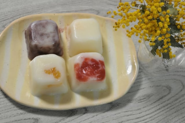 カルディとは違う！業務スーパー「杏仁豆腐」はまずい？味の感想とカロリー、糖質は！ 口コミ- アウトサイド シーナ