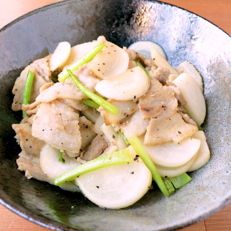 ズッキーニとオクラのレモンソテ