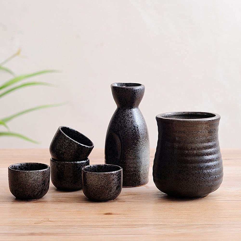 こんばんは🙌 オーダーご注文いただいた、ボトルキープ札とボトルナンバリング札！ 輪ゴムをつけて、ボトルネックにつけていただくようにしました◎ナンバリングはスタッフさんがボトルを探しやすいようにとのこと🙆‍♀️ 飲食店ならでは視点で、新しい可能性が見えまし