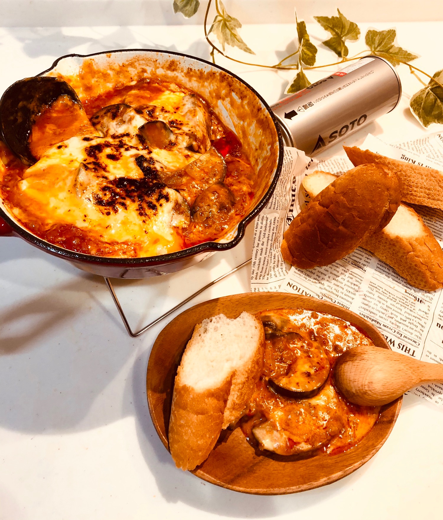 猛暑日の昼、庭で炭火でオーブン料理・何故？面白いからだ！！＜＜新＞＞軽快・気軽にオートキャンプ