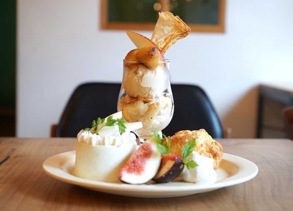 TVアニメ『進撃の巨人』 - エレン＆リヴァイ Botania お菓子プレートAMNIBUS アムニバス