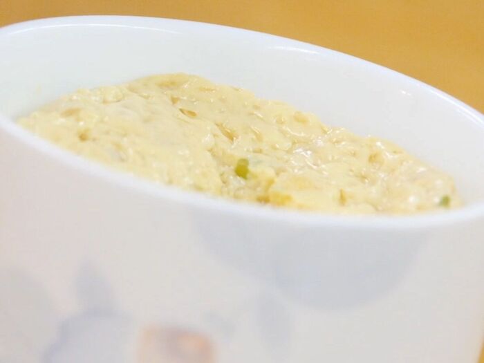 シーフードチーズリゾット 社畜、シーフードヌードルの残り汁でチーズリゾットを作るECOな飯テロ