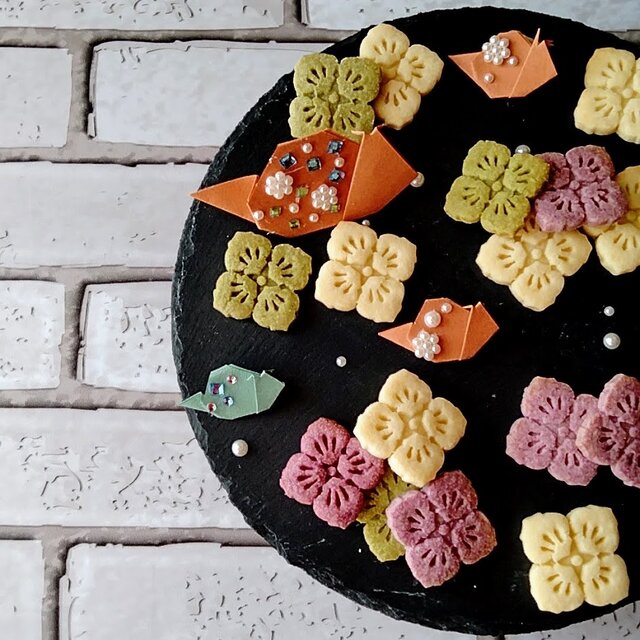 ☆ダイソー５個100円の花形クッキー型が使える♪インテリアと暮らしのヒント