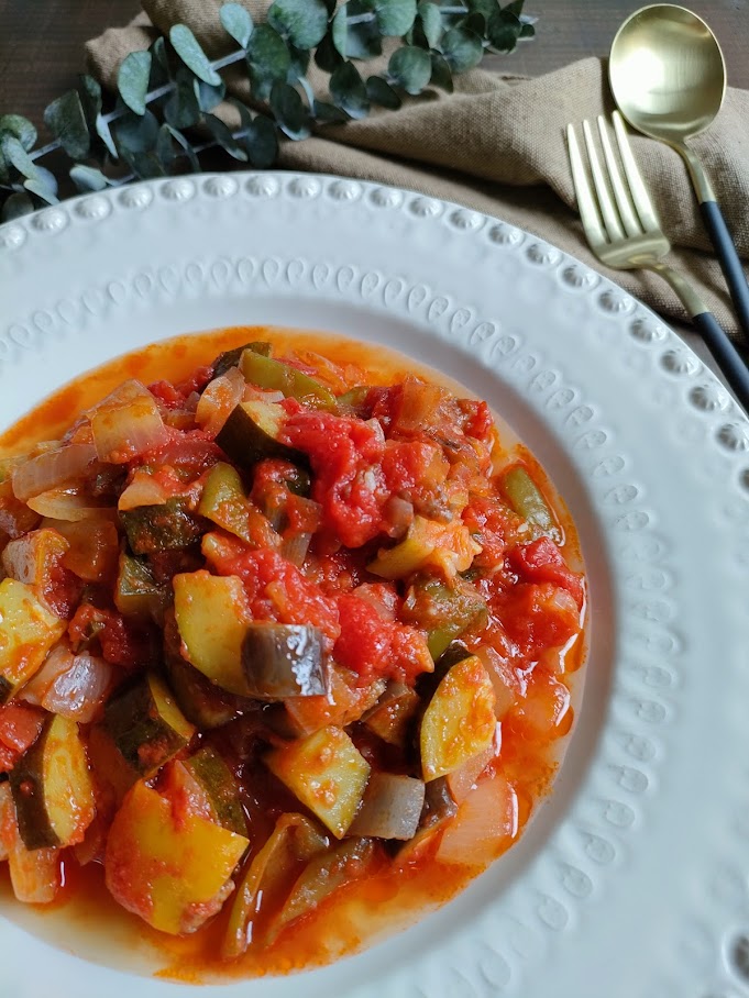 フライパンで簡単！ラタトゥイユ ぎゅっと濃縮うらごしトマト使用