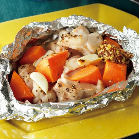 鶏ももまるごと一枚ホイル焼き