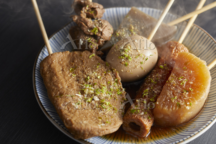 オデン - おでんのストックフォトや画像を多数ご用意 - おでん, とろ火で煮た, ゆで卵 - iStock