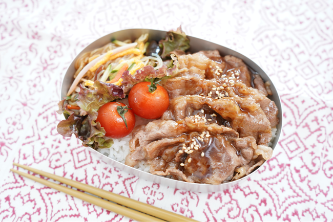 10分で完成！食べ応え満点「焼肉弁当」の作り方