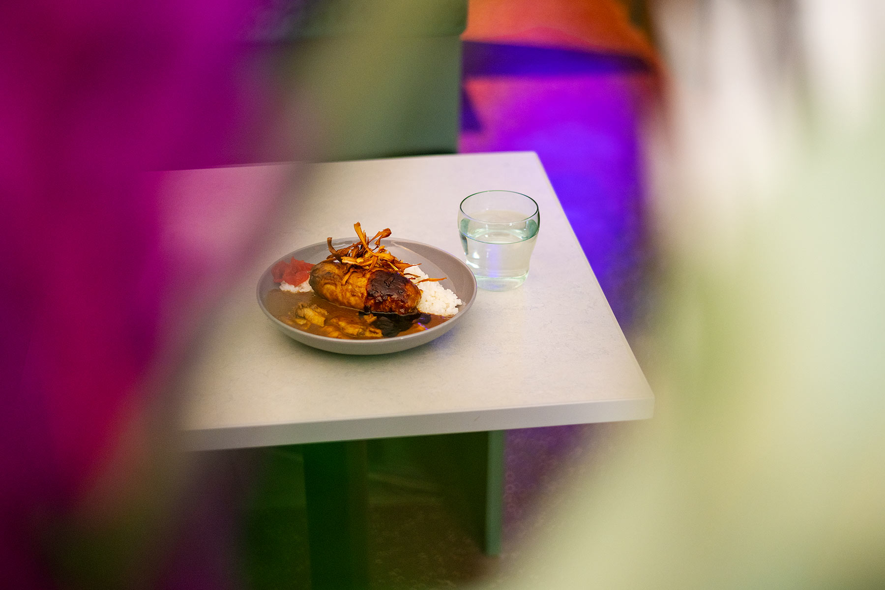 札幌市 薄野喫茶パープルダリア : 北の大地から発信