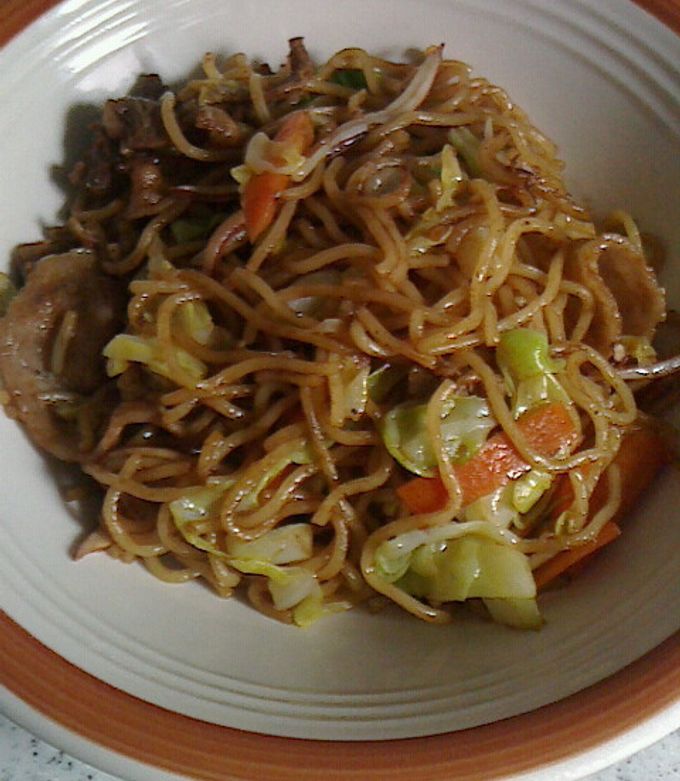 一品で大満足の麺レシピ 甘じょっぱいアジアの屋台の味「焼きそばパッタイ」ランドネ