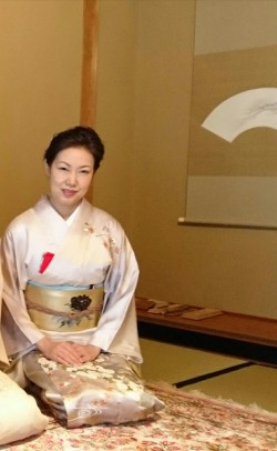 茶道裏千家 淡交会 東京第五東青年部行事 「茶の湯訪聴」 対談動画配信 第一回 大橋茶寮 大橋宗乃先生 対談が終了しました。 只今編集中です。こちらでも少しずつ、ご紹介しています。 @tokyo5east茶の湯chanoyu茶道sadouchado裏千家urasenke茶道好きな